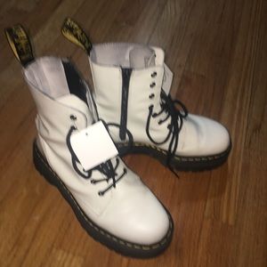 White Leather platform Docs